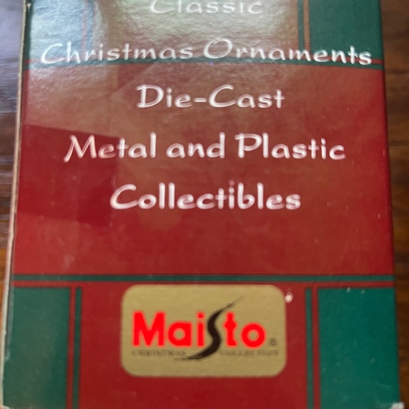Maisto 2000 VTG Christmas ornament - Picture 5 of 5